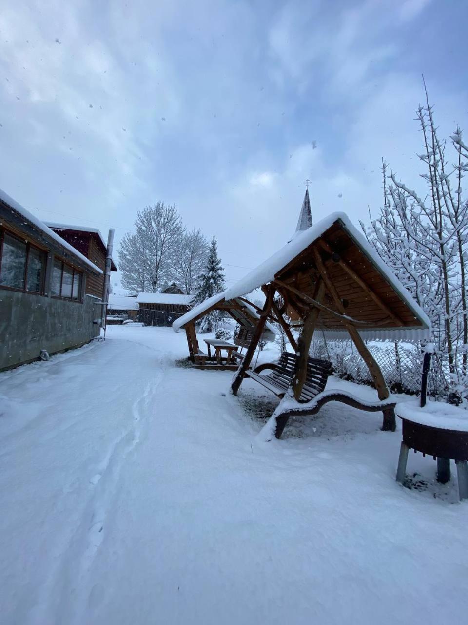 Hotel "Ізківський Затишок" Село Ізки Exterior foto